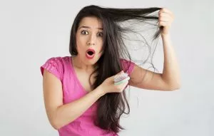 چه میزان ریزش مو طبیعی است ؟